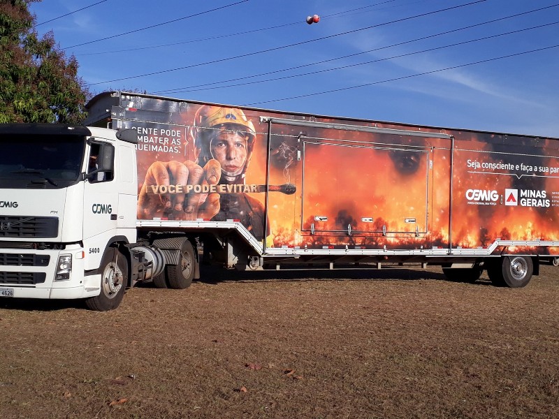 Carreta da Cemig estaciona na 7ª ExpoCigra Fiemg