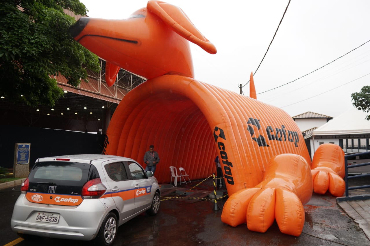 Pit Stop Cofap é uma ação do Simu